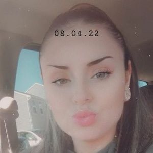 Meet your Posher, Destiny